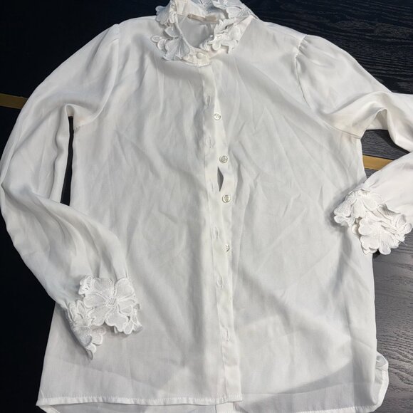 Chelsea & Violet White Blouse w/Scalloped Embroidered Collar & Cuffs Size XS EUC - Picture 7 of 8